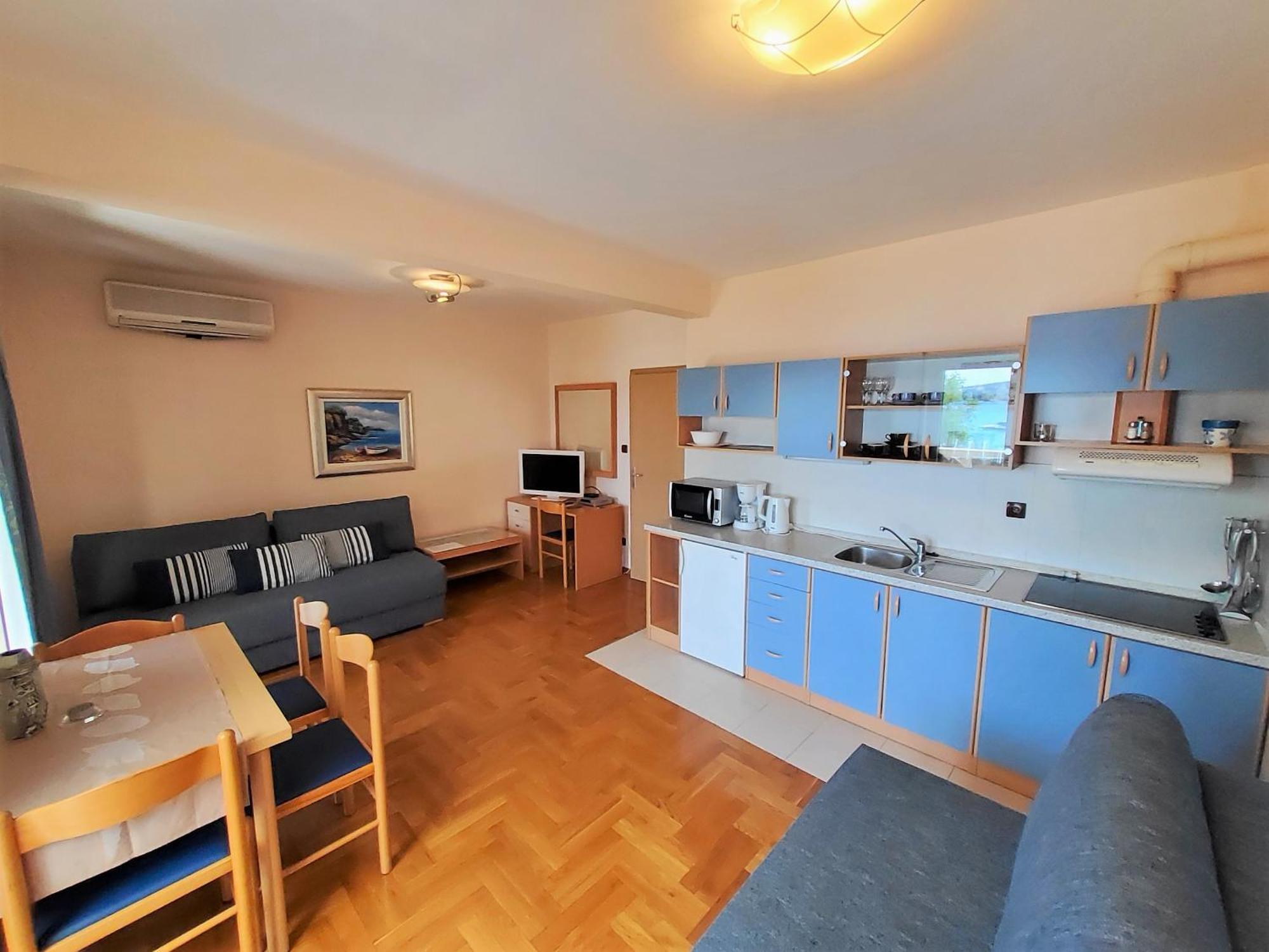 Apartments Petra I Karlo Turanj Cameră foto